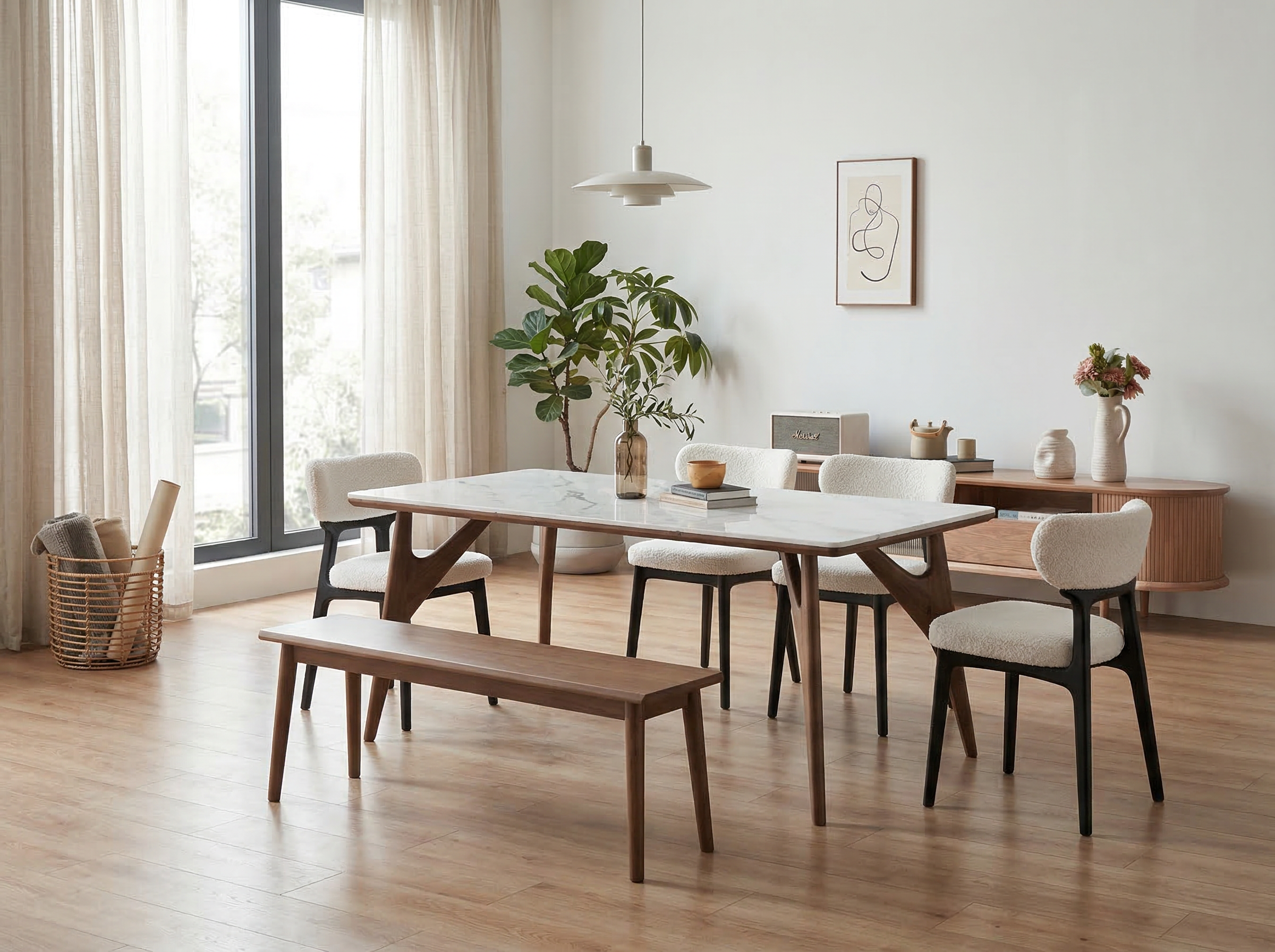 Havn Mose Dining Table